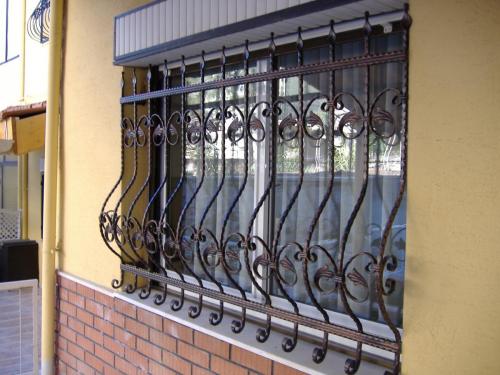 Hasan Oğulları Demir Doğrama